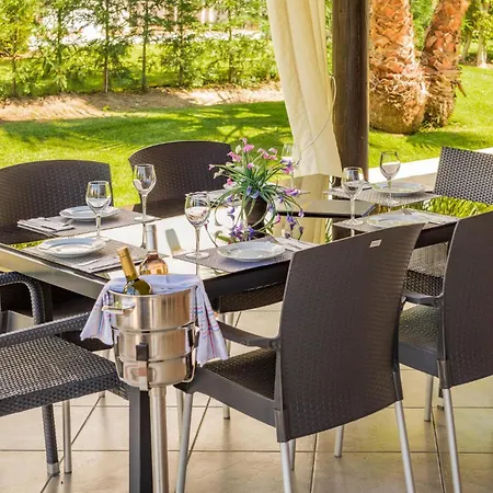 Lovely In With Kitchen Estepona
